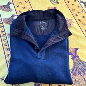 carbon 2cobalt Men’s dark navy pull over size large.